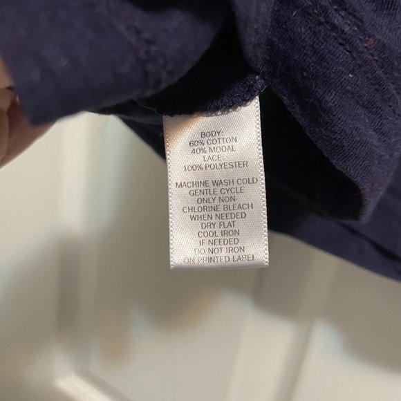 LOFT T-Shirt Lace Sleeve and Detail Size Large Navy Blue - Picture 3 of 4